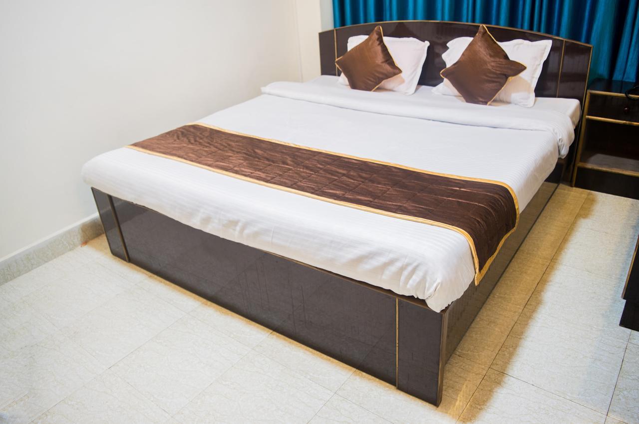 Oyo 11515 The Lily Guest House Shillong Exteriör bild