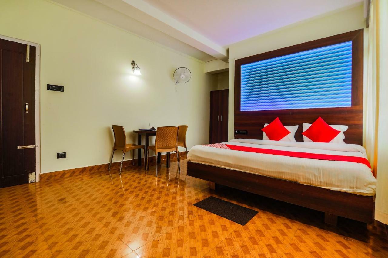 Oyo 11515 The Lily Guest House Shillong Exteriör bild