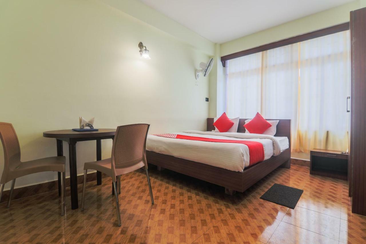 Oyo 11515 The Lily Guest House Shillong Exteriör bild